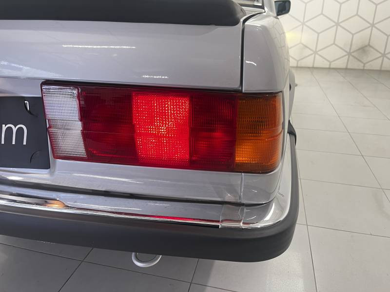 Bmw Serie 3 323i 1984 - photo n°17 Bmw Serie 3 323i  occasion à Carcassonne - photo n°17