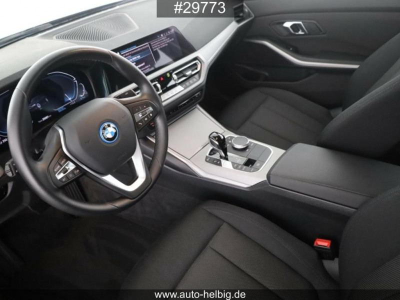 Bmw Serie 3 e lim Advantage #LiveCockpit#Laser#AHK#HiFi# 2022 - photo n°10 Bmw Serie 3 e lim Advantage #LiveCockpit#Laser#AHK#HiFi#  occasion à L'Union - photo n°10