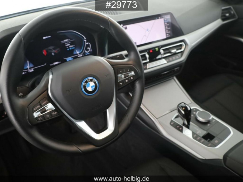 Bmw Serie 3 e lim Advantage #LiveCockpit#Laser#AHK#HiFi# 2022 - photo n°11 Bmw Serie 3 e lim Advantage #LiveCockpit#Laser#AHK#HiFi#  occasion à L'Union - photo n°11