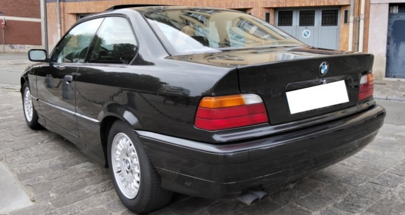 Bmw Serie 3 E36 325 i Coupé BVA 1992 - photo n°7 Bmw Serie 3 E36 325 i Coupé BVA  occasion à Les Attaques - photo n°7