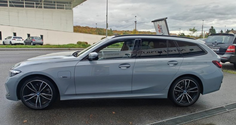 Bmw Serie 3 Touring 330eA xDrive 292ch M Sport 1ÈRE MAIN 2023 - photo n°4 Bmw Serie 3 Touring 330eA xDrive 292ch M Sport 1ÈRE MAIN  occasion à Danjoutin - photo n°4