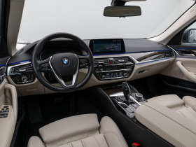 Bmw Serie 5 Touring 540i xDrive 340 ch BVA  occasion  Beaupuy - photo n3
