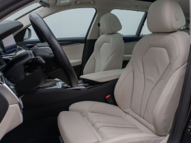 Bmw Serie 5 Touring 540i xDrive 340 ch BVA  occasion  Beaupuy - photo n8
