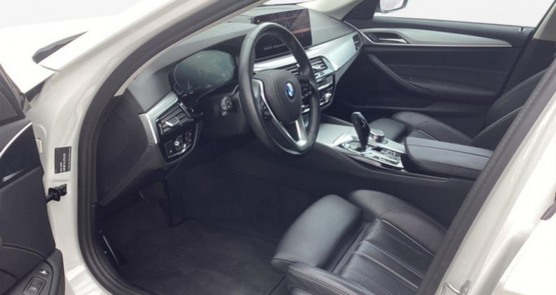Bmw Serie 5 530 e Touring Aut. *SHZ*Panorama*Leder*HiFI*  - photo n°6 Bmw Serie 5 530 e Touring Aut. *SHZ*Panorama*Leder*HiFI*  occasion à LEIMBACH - photo n°6