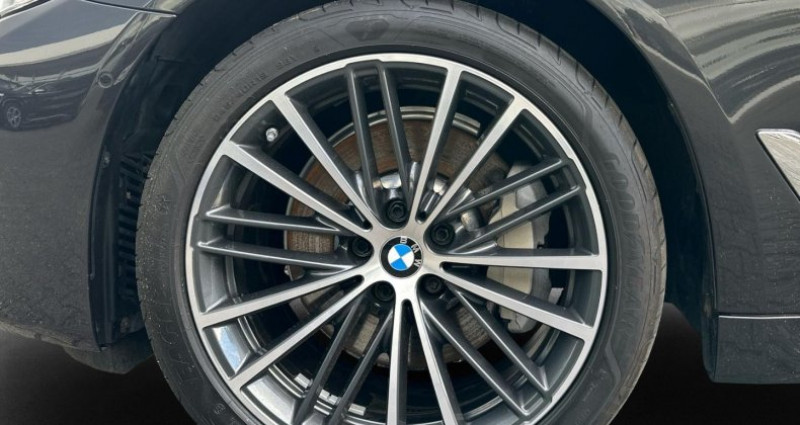 Bmw Serie 5 530 i TOURING AUTOMATIK LC PROF AHK KAMERA LED  - photo n°7 Bmw Serie 5 530 i TOURING AUTOMATIK LC PROF AHK KAMERA LED  occasion à LEIMBACH - photo n°7