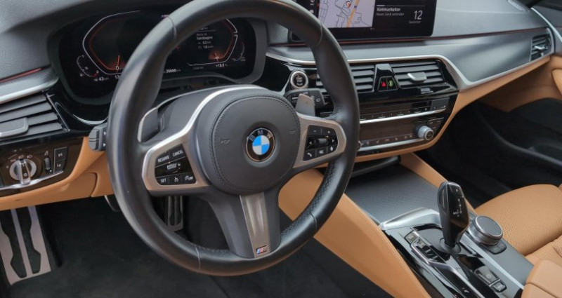 Bmw Serie 5 530 i Touring M Sport LiveCockpitProf Kamera HiFi  - photo n°6 Bmw Serie 5 530 i Touring M Sport LiveCockpitProf Kamera HiFi  occasion à LEIMBACH - photo n°6
