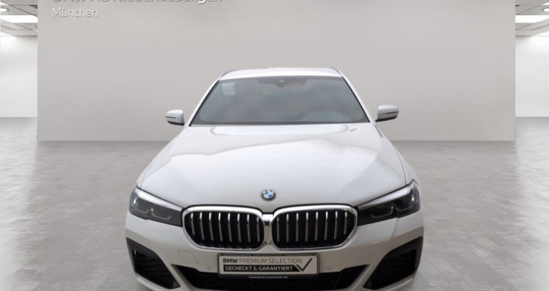 Bmw Serie 5 530 i Touring M Sport LiveCockpitProf Kamera HiFi  - photo n°3 Bmw Serie 5 530 i Touring M Sport LiveCockpitProf Kamera HiFi  occasion à LEIMBACH - photo n°3