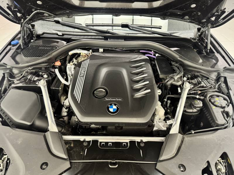 Bmw Serie 5 530d TwinPower Turbo xDrive 286 ch BVA8 M Sport  occasion � Carcassonne - photo n�12