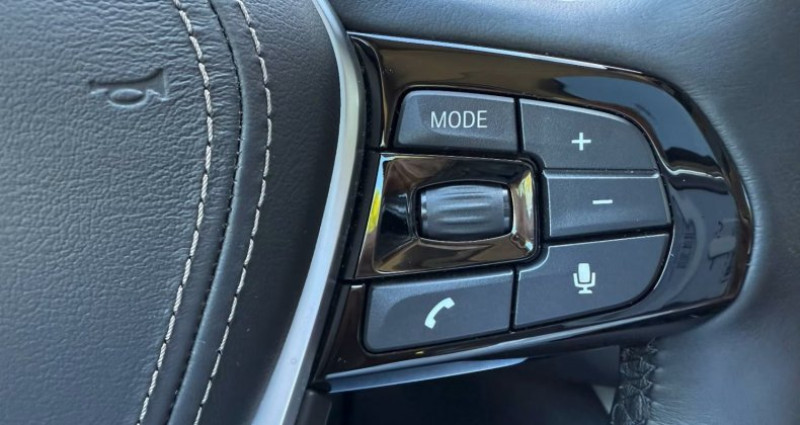 Bmw Serie 5 i xDrive 340 Ch 1ERE MAIN CUIR LED NAVIGATION TOIT OUVRANT G 2017 Bmw Serie 5 i xDrive 340 Ch 1ERE MAIN CUIR LED NAVIGATION TOIT OUVRANT G  occasion à Saint-Diéry