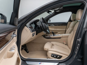 Bmw Serie 7 740d xDrive 340 ch BVA  occasion  Beaupuy - photo n8