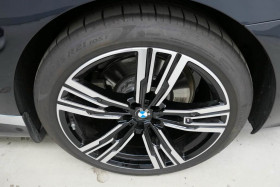 Bmw Serie 7 i7 xDrive60 544 ch  occasion  Beaupuy - photo n6