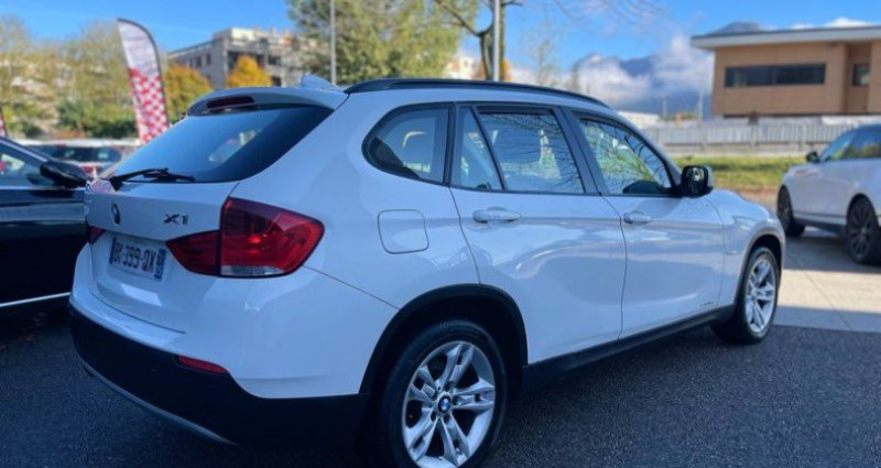 Bmw X1 E84 xDrive 18dA 143ch Confort BVA 4X4 GPS Bluetooth 2011 - photo n°4 Bmw X1 E84 xDrive 18dA 143ch Confort BVA 4X4 GPS Bluetooth  occasion à SAINT MARTIN D'HERES - photo n°4