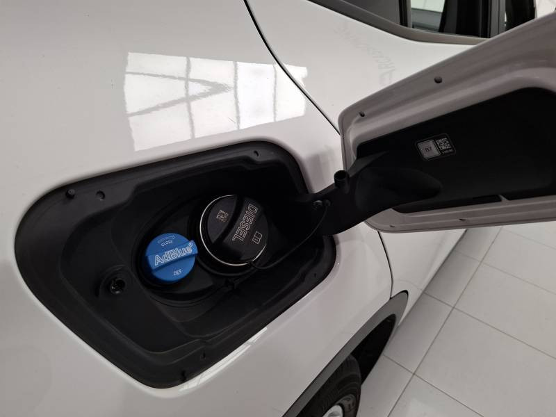 Bmw X2 sDrive 18d 150 ch BVA8 Lounge Plus 2019 - photo n°15 Bmw X2 sDrive 18d 150 ch BVA8 Lounge Plus  occasion à Carcassonne - photo n°15