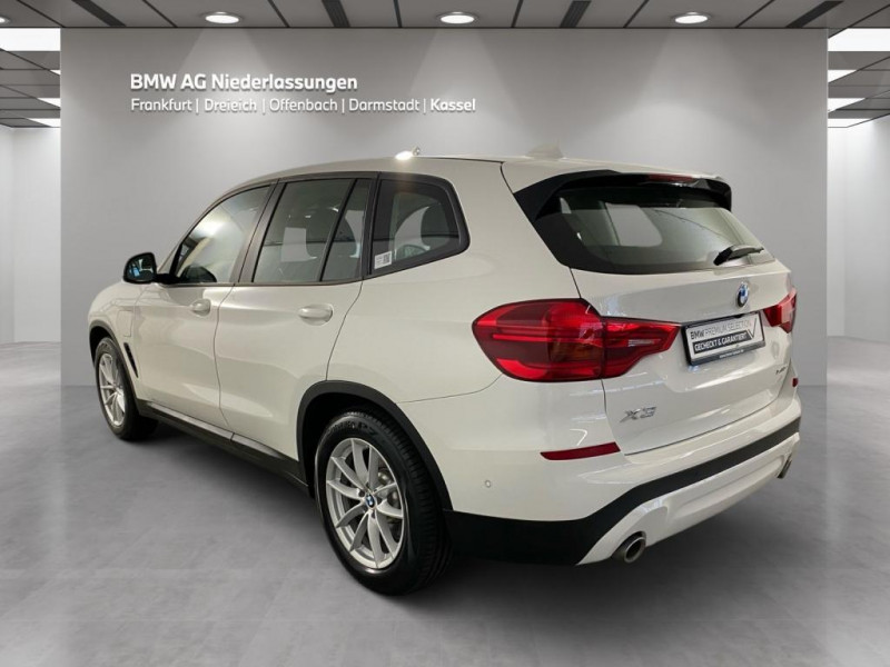 Bmw X3 xDrive30e AHK LiveCockpitProf Head-Up Kamera 2021 - photo n°4 Bmw X3 xDrive30e AHK LiveCockpitProf Head-Up Kamera  occasion à L'Union - photo n°4