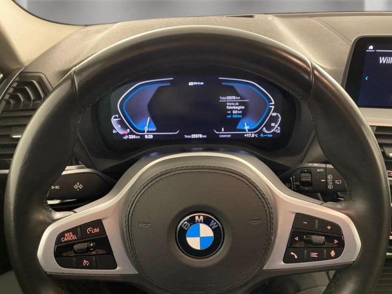 Bmw X3 xDrive30e AHK LiveCockpitProf Head-Up Kamera 2021 - photo n°8 Bmw X3 xDrive30e AHK LiveCockpitProf Head-Up Kamera  occasion à L'Union - photo n°8
