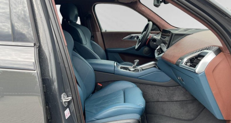 Bmw XM 50e DAProf. AHK. Sitzbelüft.&Massage H/K  - photo n°7 Bmw XM 50e DAProf. AHK. Sitzbelüft.&Massage H/K  occasion à LEIMBACH - photo n°7