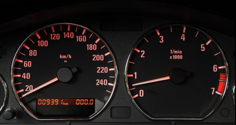 Bmw Z3 ROADSTER 2,2L PHASE II 6 cylindres en ligne 2.2 L 2001 - photo n°7 Bmw Z3 ROADSTER 2,2L PHASE II 6 cylindres en ligne 2.2 L  occasion à Geispolsheim - photo n°7