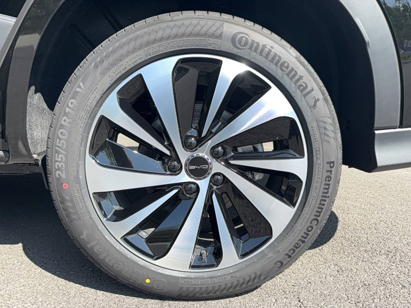 Byd Seal 1.5l DM-i 218 ch PHEV Boost 5p 2025 - photo n°19 Byd Seal 1.5l DM-i 218 ch PHEV Boost 5p  occasion à SAINT-GREGOIRE - photo n°19