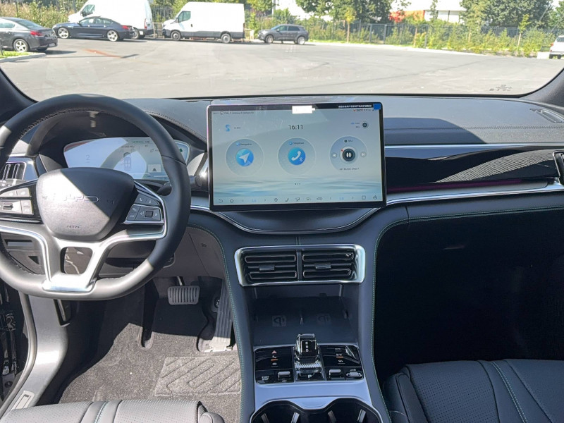 Byd Seal 1.5l DM-i 218 ch PHEV Boost 5p 2025 - photo n°12 Byd Seal 1.5l DM-i 218 ch PHEV Boost 5p  occasion à SAINT-GREGOIRE - photo n°12