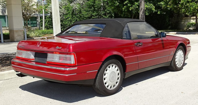 Cadillac ALLANTE  1993 - photo n°5 Cadillac ALLANTE   occasion à LYON - photo n°5