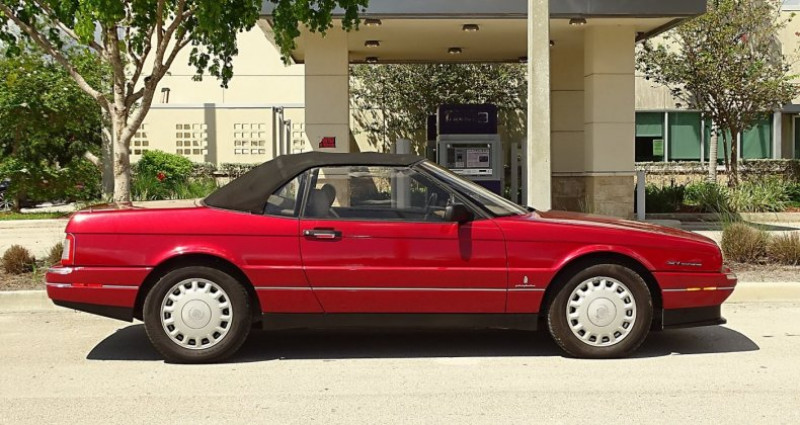 Cadillac ALLANTE  1993 - photo n°4 Cadillac ALLANTE   occasion à LYON - photo n°4