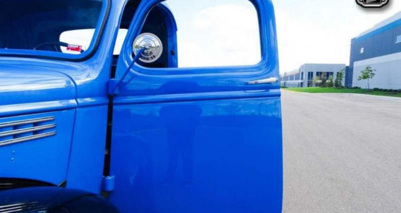 Chevrolet 3100 Pick-up Prix tout compris hors homologation 4500 € Bleu occasion à Paris - photo n°7