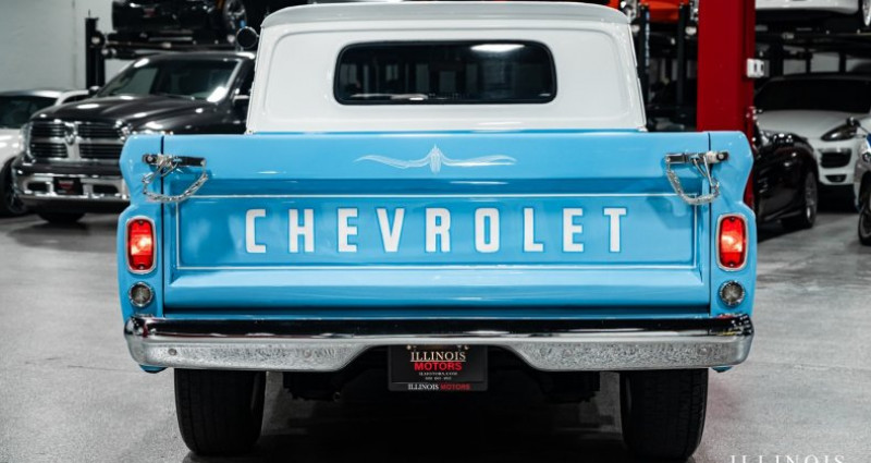 Chevrolet C10 C-10 1966 - photo n°4 Chevrolet C10 C-10  occasion à LYON - photo n°4