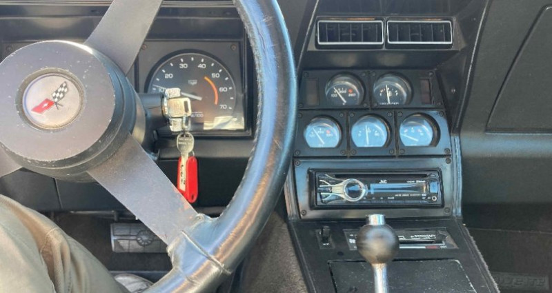 Chevrolet Corvette DE 1982  occasion  SAUVAGNAT SAINTE MARTHE - photo n4