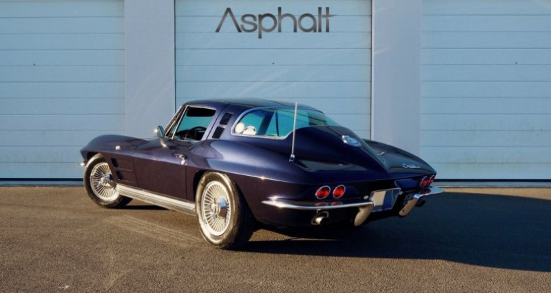 Chevrolet Corvette Stingray coup� V8 327Ci BVM  occasion � LES SABLES D OLONNE - photo n�2