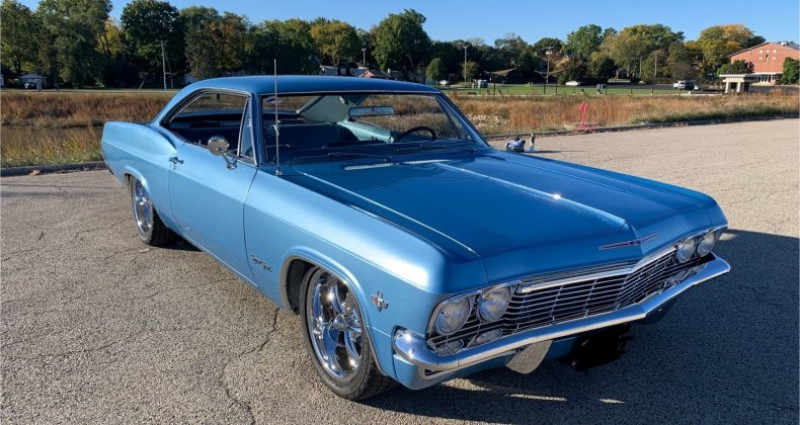 Chevrolet Impala  1965 - photo n°4 Chevrolet Impala   occasion à LYON - photo n°4