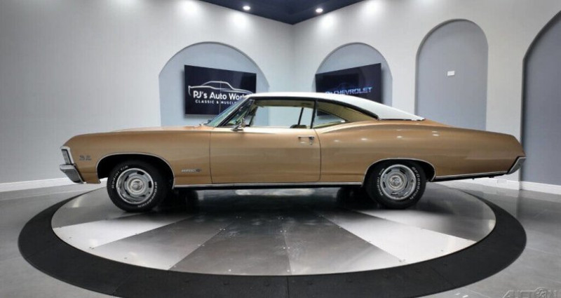 Chevrolet Impala  1967 - photo n°2 Chevrolet Impala   occasion à LYON - photo n°2