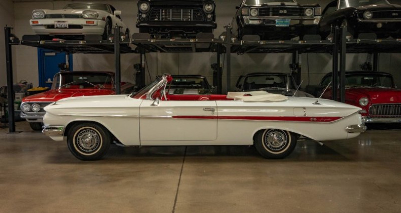 Chevrolet Impala SS 4 spd Convertible 1961 - photo n°7 Chevrolet Impala SS 4 spd Convertible  occasion à LYON - photo n°7