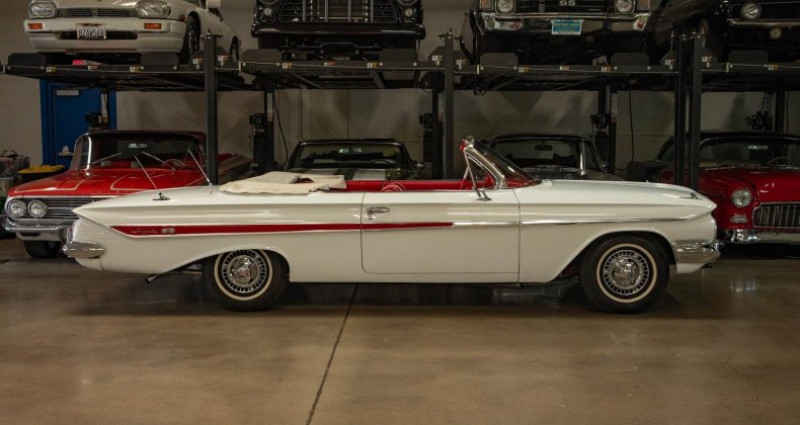 Chevrolet Impala SS 4 spd Convertible 1961 - photo n°3 Chevrolet Impala SS 4 spd Convertible  occasion à LYON - photo n°3