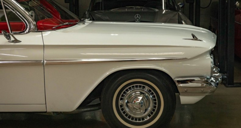 Chevrolet Impala SS 4 spd Convertible 1961 - photo n°4 Chevrolet Impala SS 4 spd Convertible  occasion à LYON - photo n°4