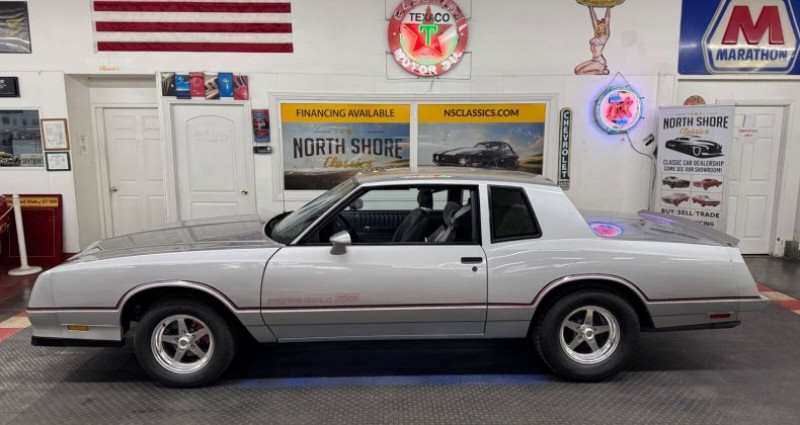Chevrolet Monte Carlo  1985 - photo n°4 Chevrolet Monte Carlo   occasion à LYON - photo n°4