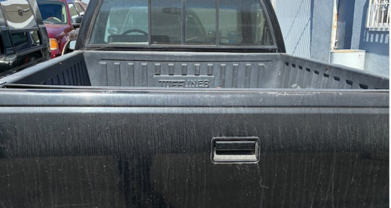 Chevrolet Silver ado 1500 1990 - photo n°6 Chevrolet Silver ado 1500  occasion à LYON - photo n°6