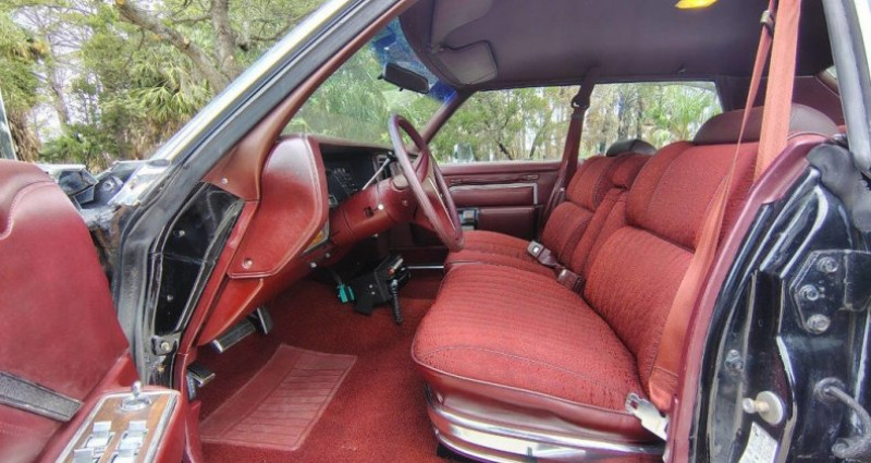 Chrysler New Yorker  1975 - photo n°6 Chrysler New Yorker   occasion à LYON - photo n°6