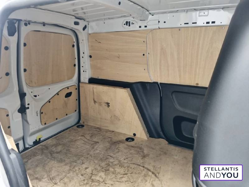 Citroen Berlingo (30) VAN M 650 BLUEHDI 100 S&S BVM6 CLUB  occasion  MARSEILLE CEDEX 8 - photo n7