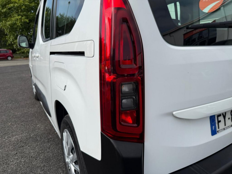 Citroen Berlingo 1.5 BlueHDi 130ch EAT8  Taille M Feel  occasion  Mrignac - photo n15