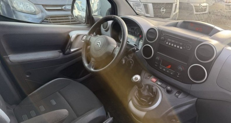 Citroen Berlingo 1.6 HDI90 XTR 5P 2012 - photo n°6 Citroen Berlingo 1.6 HDI90 XTR 5P  occasion à Fouquière les Lens - photo n°6