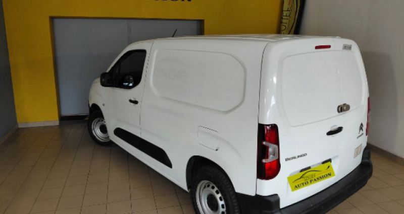 Citroen Berlingo Club M 650 1.5 BlueHDi 75CV BVM5 2020 - photo n°4 Citroen Berlingo Club M 650 1.5 BlueHDi 75CV BVM5  occasion à Bréhal - photo n°4
