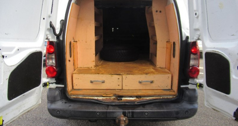 Citroen Berlingo FOURGON HDI 100 DANGEL 4X4 2018 - photo n°7 Citroen Berlingo FOURGON HDI 100 DANGEL 4X4  occasion à AUBIERE - photo n°7