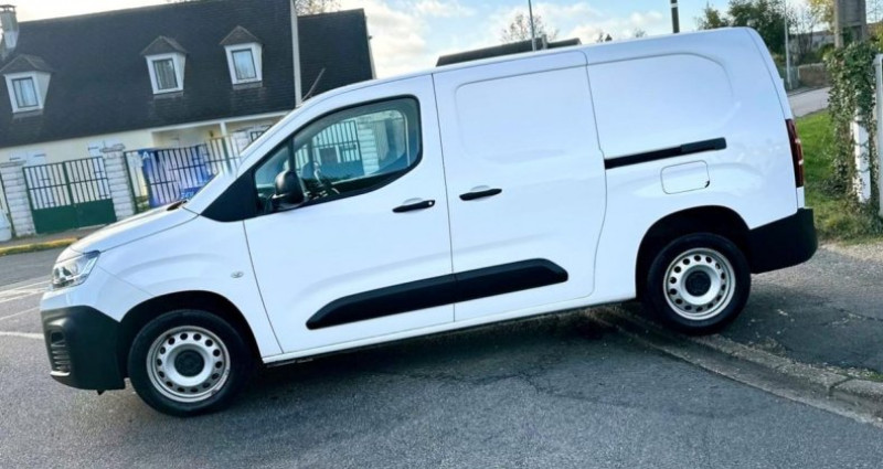 Citroen Berlingo III XL 950 KG 130 CH 1.5l BLUE HDI 11659€ HT 2021 - photo n°2 Citroen Berlingo III XL 950 KG 130 CH 1.5l BLUE HDI 11659€ HT  occasion à Coignières - photo n°2