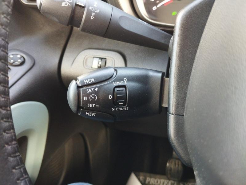 Citroen Berlingo M BlueHDi 130ch S&S Feel Pack 2021 - photo n°17 Citroen Berlingo M BlueHDi 130ch S&S Feel Pack  occasion à Le Havre - photo n°17