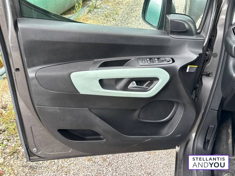 Citroen Berlingo Taille M BlueHDi 100 S&S BVM Shine  occasion à NANTERRE - photo n°10