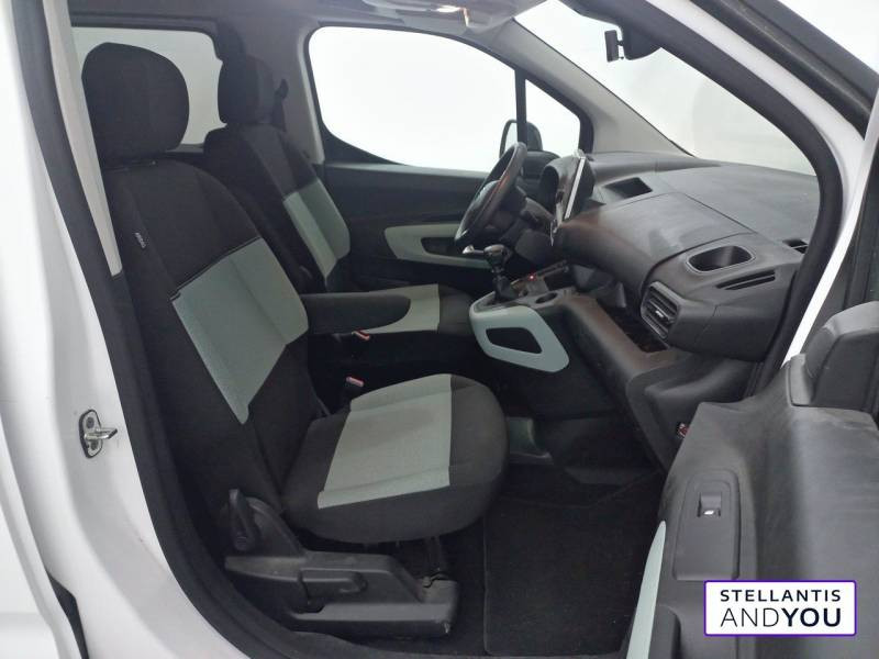 Citroen Berlingo Taille M PureTech 110 S&S BVM6 Feel  occasion   VENISSIEUX - photo n10