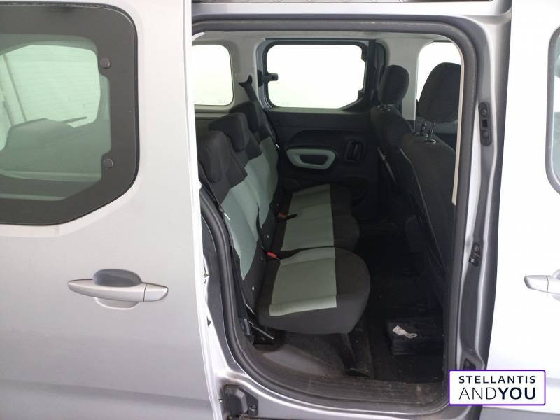 Citroen Berlingo Taille M PureTech 130 S&S EAT8 Feel  occasion à VAULX EN VELIN - photo n°9