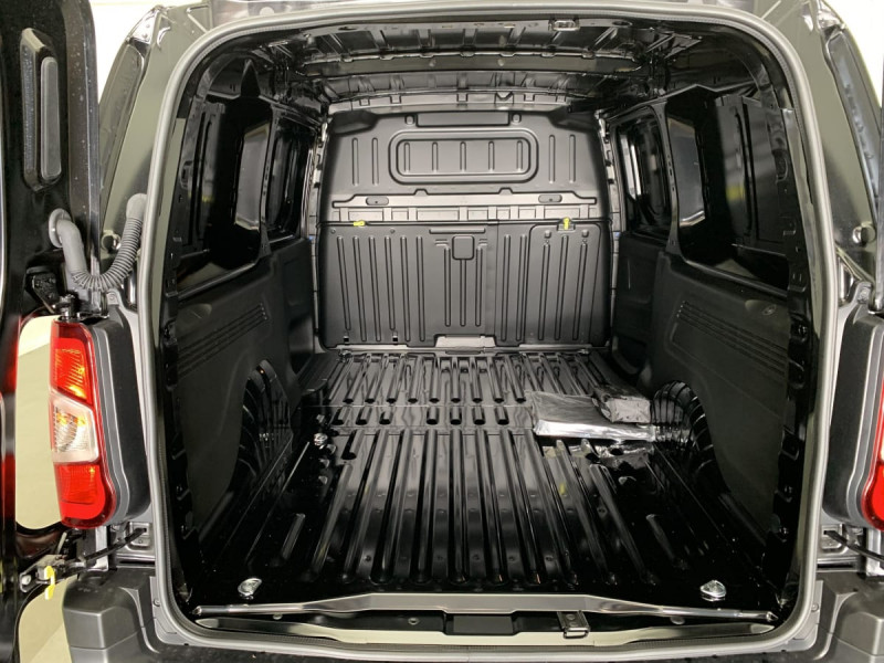 Citroen Berlingo TAILLE XL 950KG BLUEHDI 130 S S EAT8  occasion  SAINT-GREGOIRE - photo n11