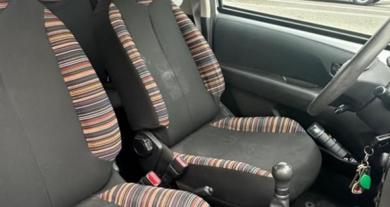 Citroen C1 1.2 PURETECH 80 FEEL DISTRIBUTION OK ENTRETIEN COMPLET 2014 - photo n°6 Citroen C1 1.2 PURETECH 80 FEEL DISTRIBUTION OK ENTRETIEN COMPLET  occasion à Amiens - photo n°6