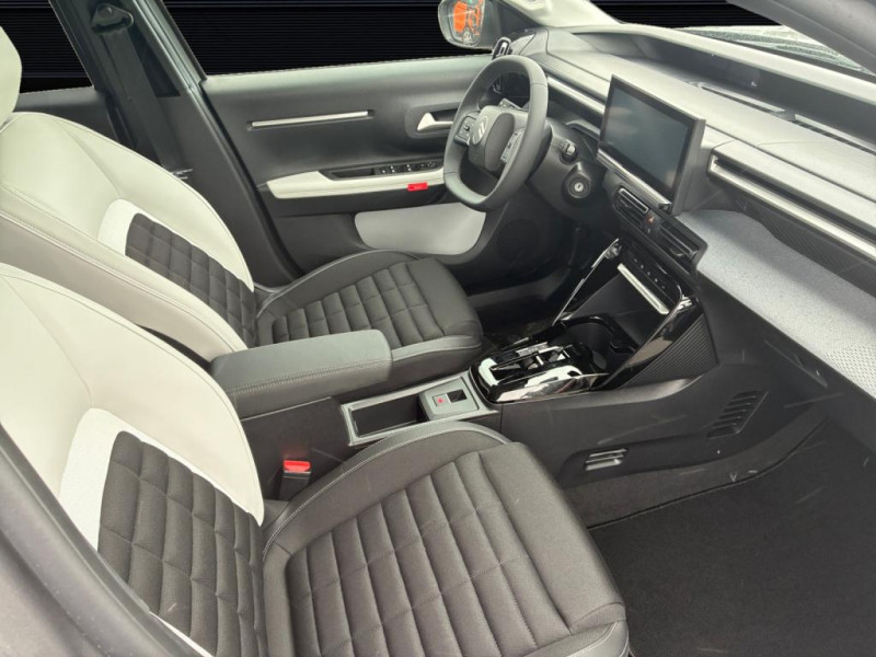 Citroen C3 Aircross 1.2i Hybride 145ch e-DCS6 7 places Max 2025 - photo n°15 Citroen C3 Aircross 1.2i Hybride 145ch e-DCS6 7 places Max  occasion à Lormont - photo n°15